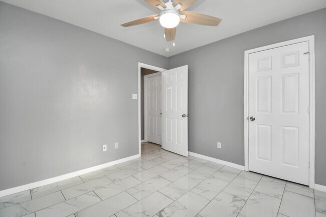 Building Photo - 7102 Verde Meadow Ct