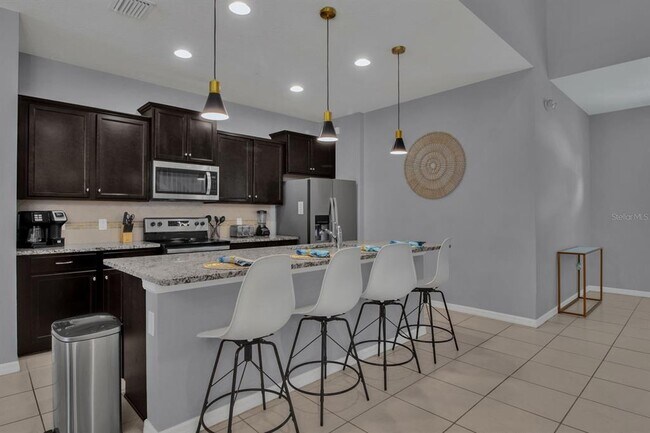 Building Photo - 8873 Bengal Ct