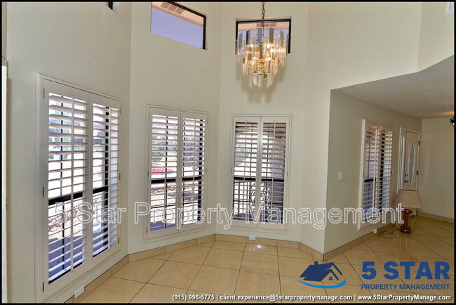 Building Photo - 11620 Laura Marie Dr