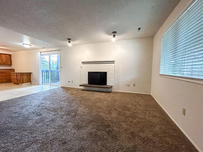 Building Photo - 2197-2203 Nomad Ct SE