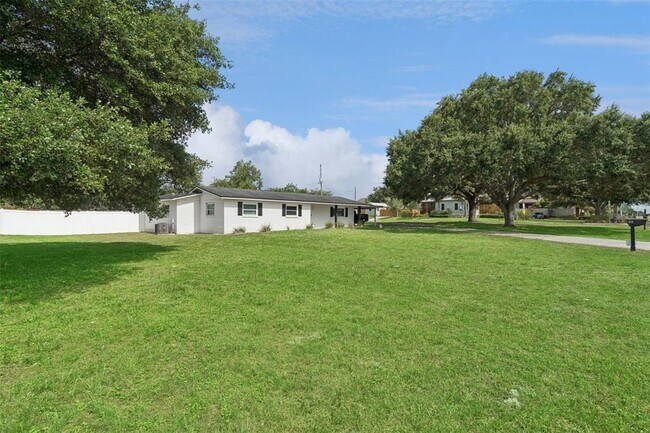 Building Photo - 273 Avalon Rd