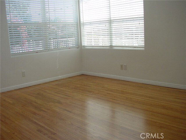Building Photo - 1547 Del Amo Blvd