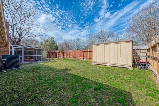 Building Photo - 13322 Pantano Dr