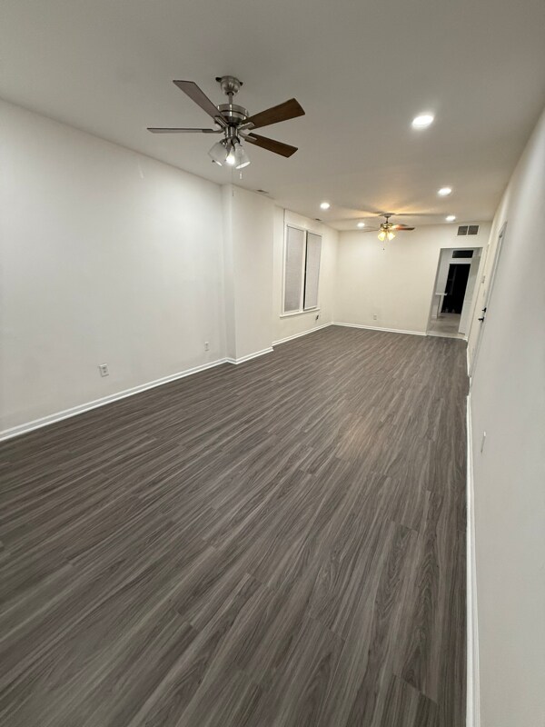 Building Photo - 1649 W Garfield Blvd