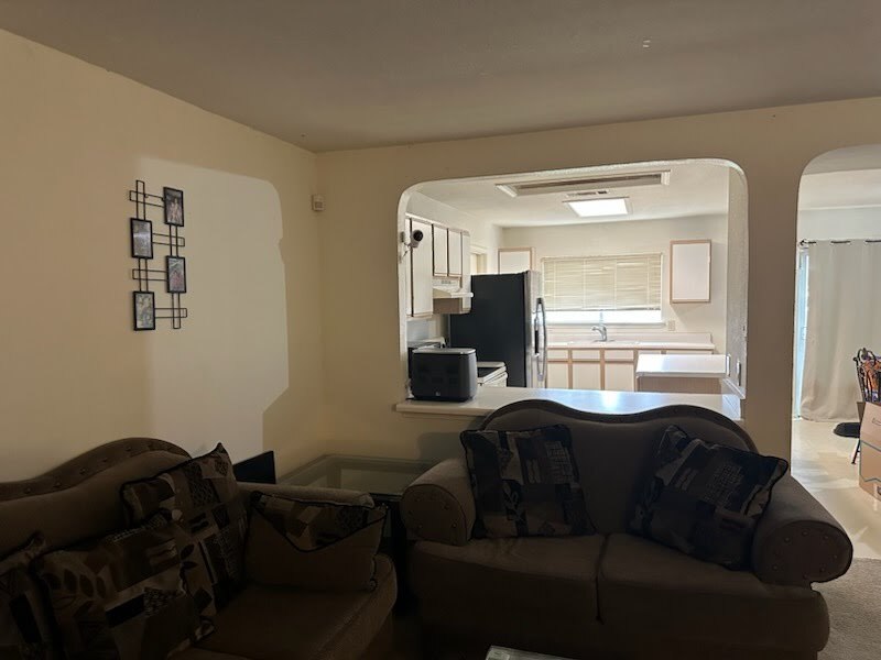 Building Photo - 405 Greener Dr