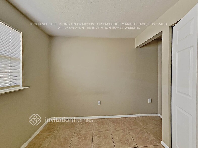 Building Photo - 5343 Colewood Pl