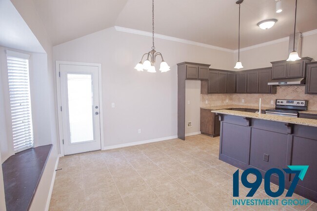 Building Photo - 6833 NW 157th St