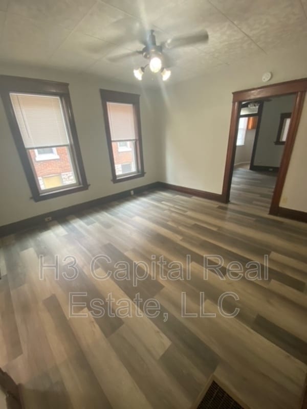 Building Photo - 2214 Edison Ave