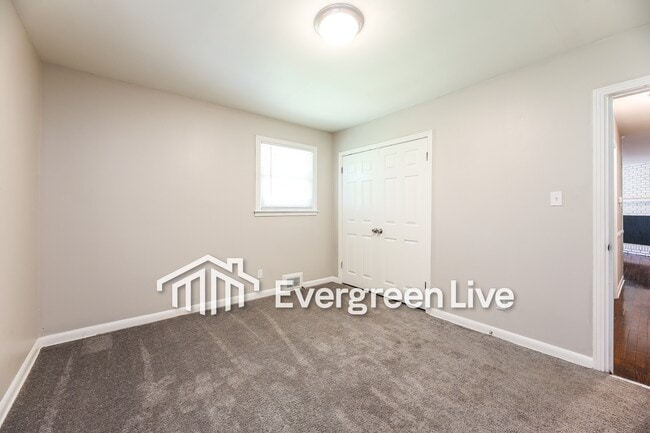 Building Photo - coming soon