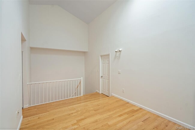 Building Photo - 236 Hamlet Dr