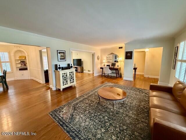 Building Photo - 7104 Catalonia Ave