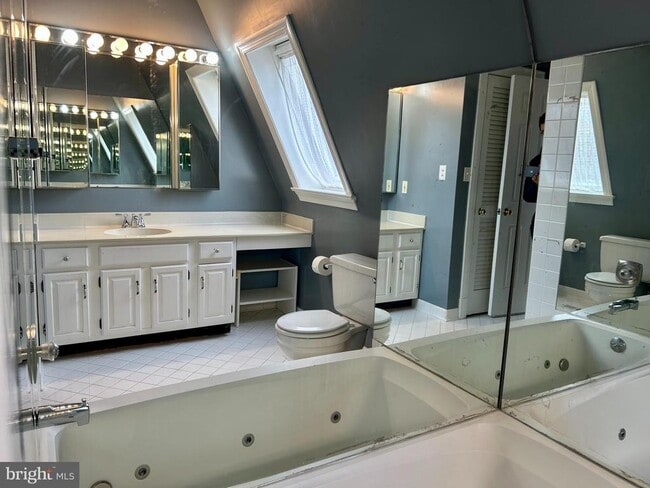 Building Photo - 4416 Lingan Rd NW