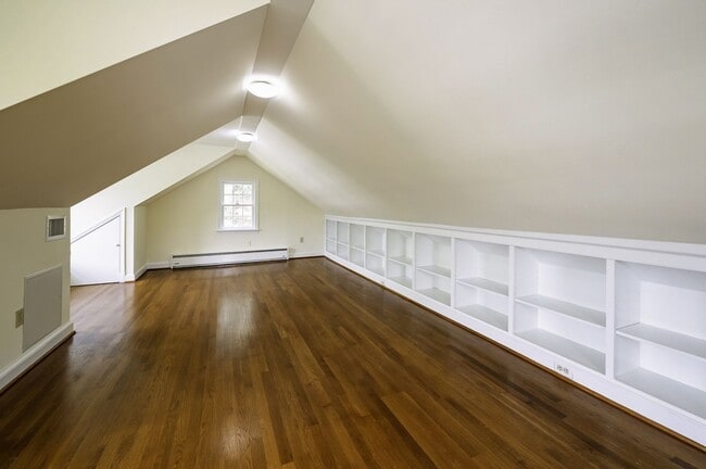 Building Photo - NW DC - Timeless Elegance Meets Modern Comfort in AU Park (with Pool!)