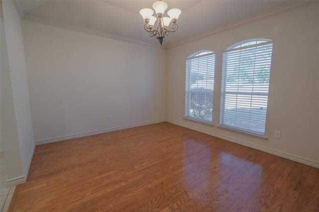 Building Photo - 1021 N Rhea Dr