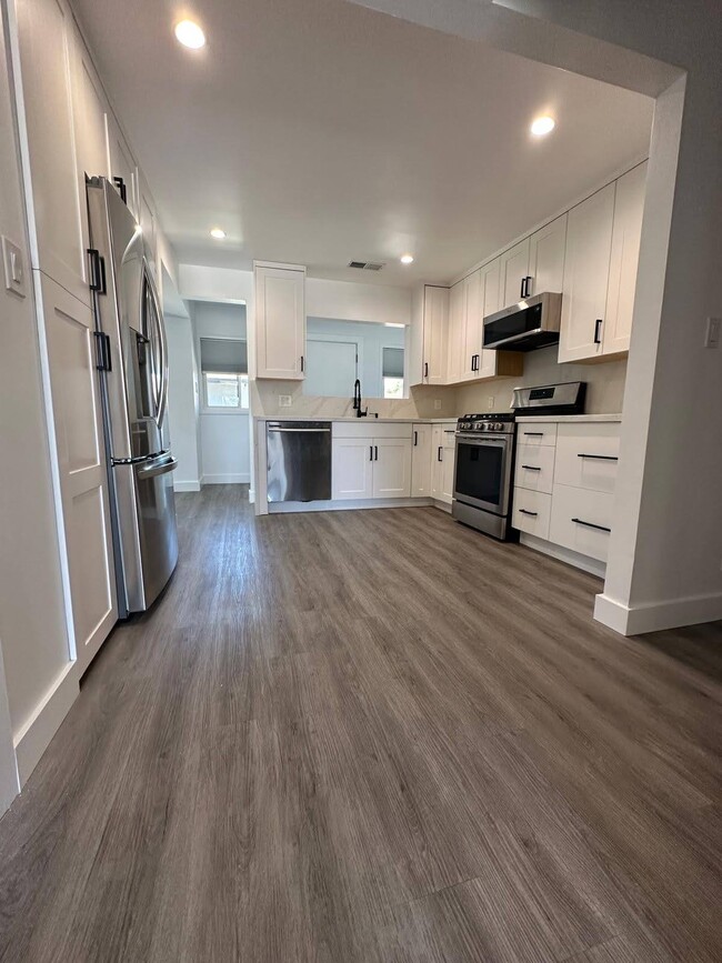 Building Photo - 2485 W Ave 133rd