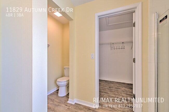 Building Photo - 11829 Autumn Creek Dr