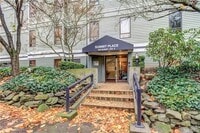 Building Photo - Remodeled 2 Bed 1.75 Bath Condo in Capitol...