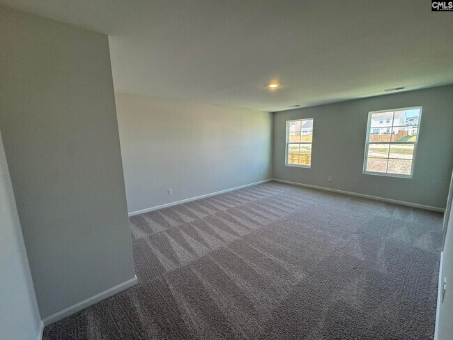 Building Photo - 3081 Hallsdale Dr