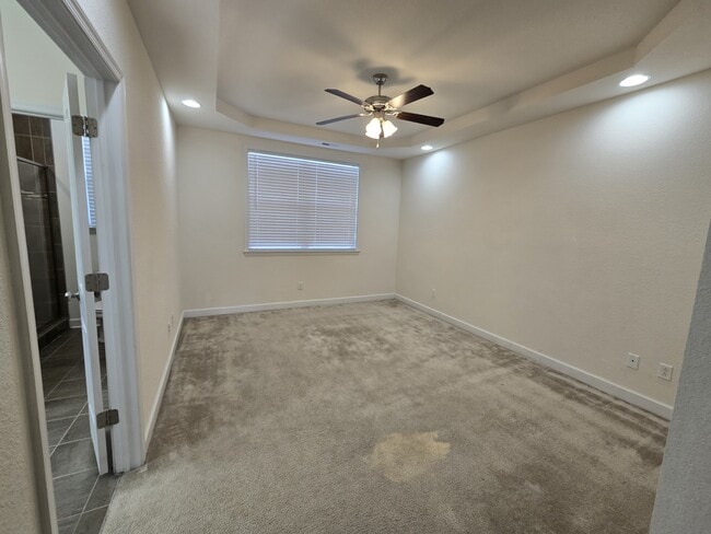 Building Photo - 4724 Bruce St