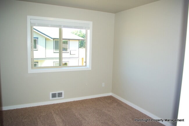 Building Photo - 2003 Aaron Dr