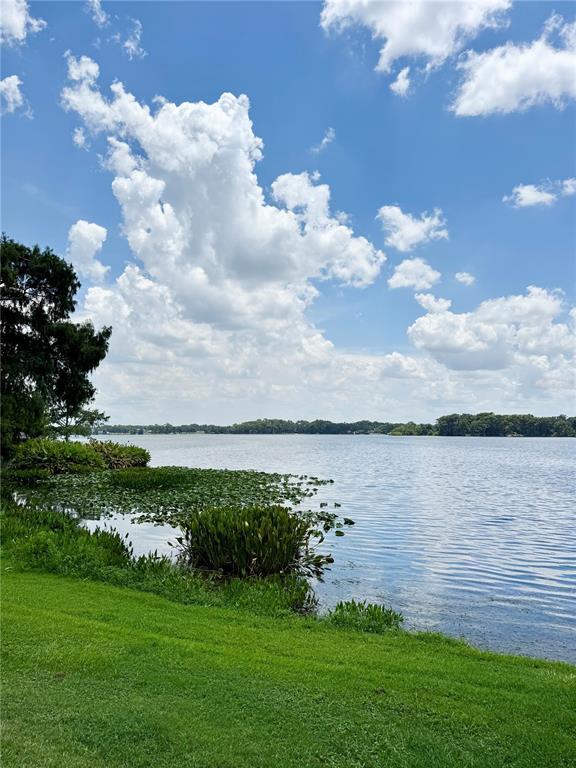 Building Photo - 633 Desoto Dr