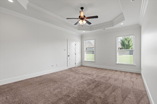 Building Photo - 121 Hilltop Ridge Dr