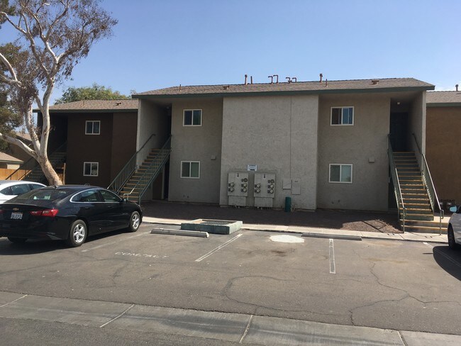 Building Photo - Broadway Manor Apartments