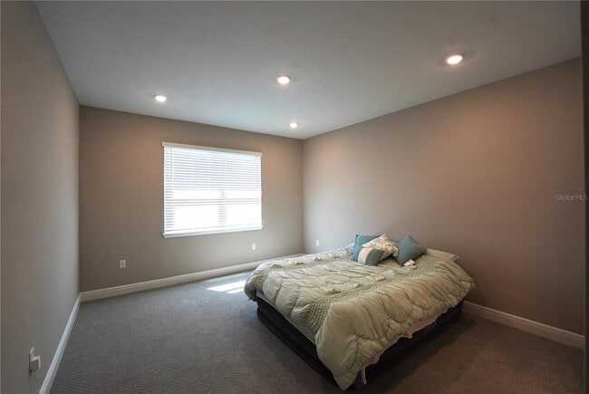 Building Photo - 2173 Sunshine Peak Dr