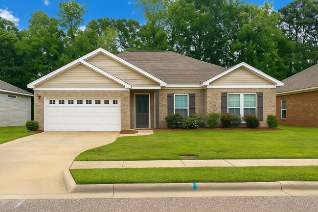 Primary Photo - 407 Cotton Ridge Ln