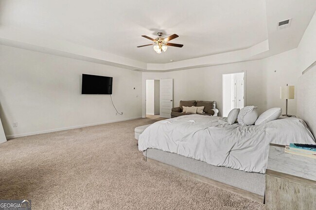 Building Photo - 265 Daurian Dr