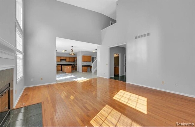 Building Photo - 203 Falling Brook Dr