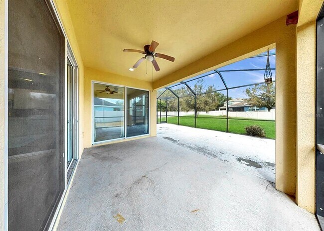 Building Photo - 17423 New Cross Cir