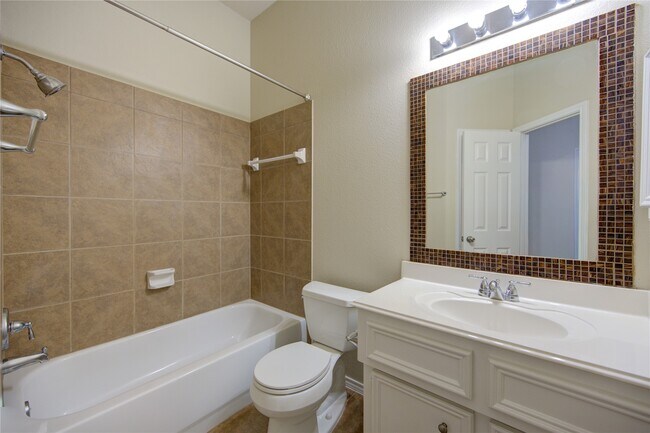 Building Photo - 19915 Shore Meadows Ln
