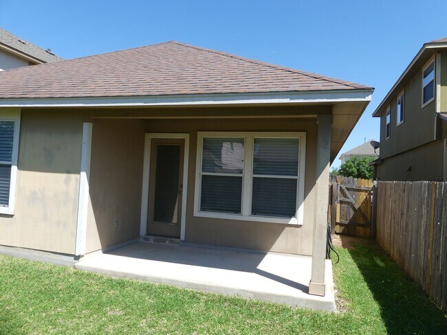 Building Photo - PRICE DROP !!