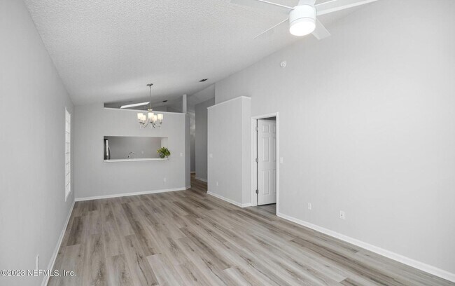 Building Photo - 126 Solano Cay Cir