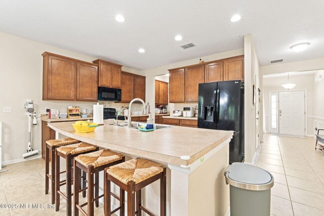 Building Photo - 300 Auburn Oaks Rd E