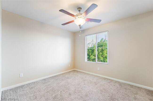 Building Photo - 121 Pictor Ave