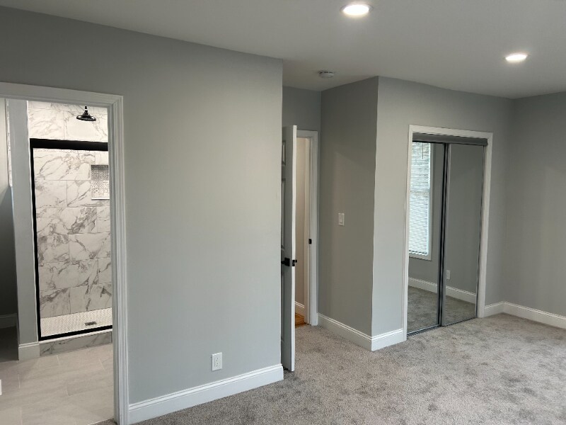 Building Photo - 127 Meridian St