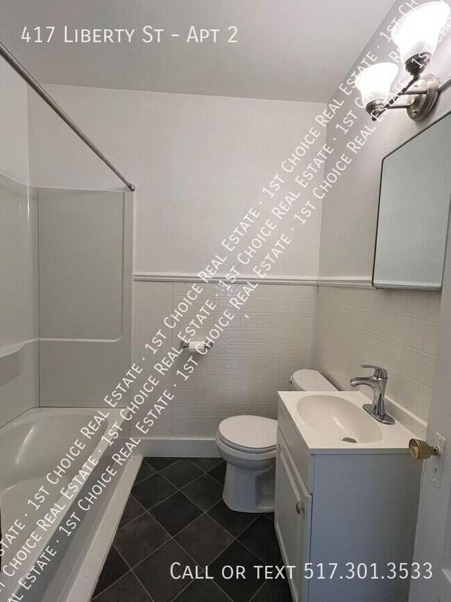 Building Photo - 417 Liberty St