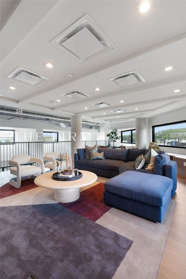 Building Photo - 3001 W 11th St