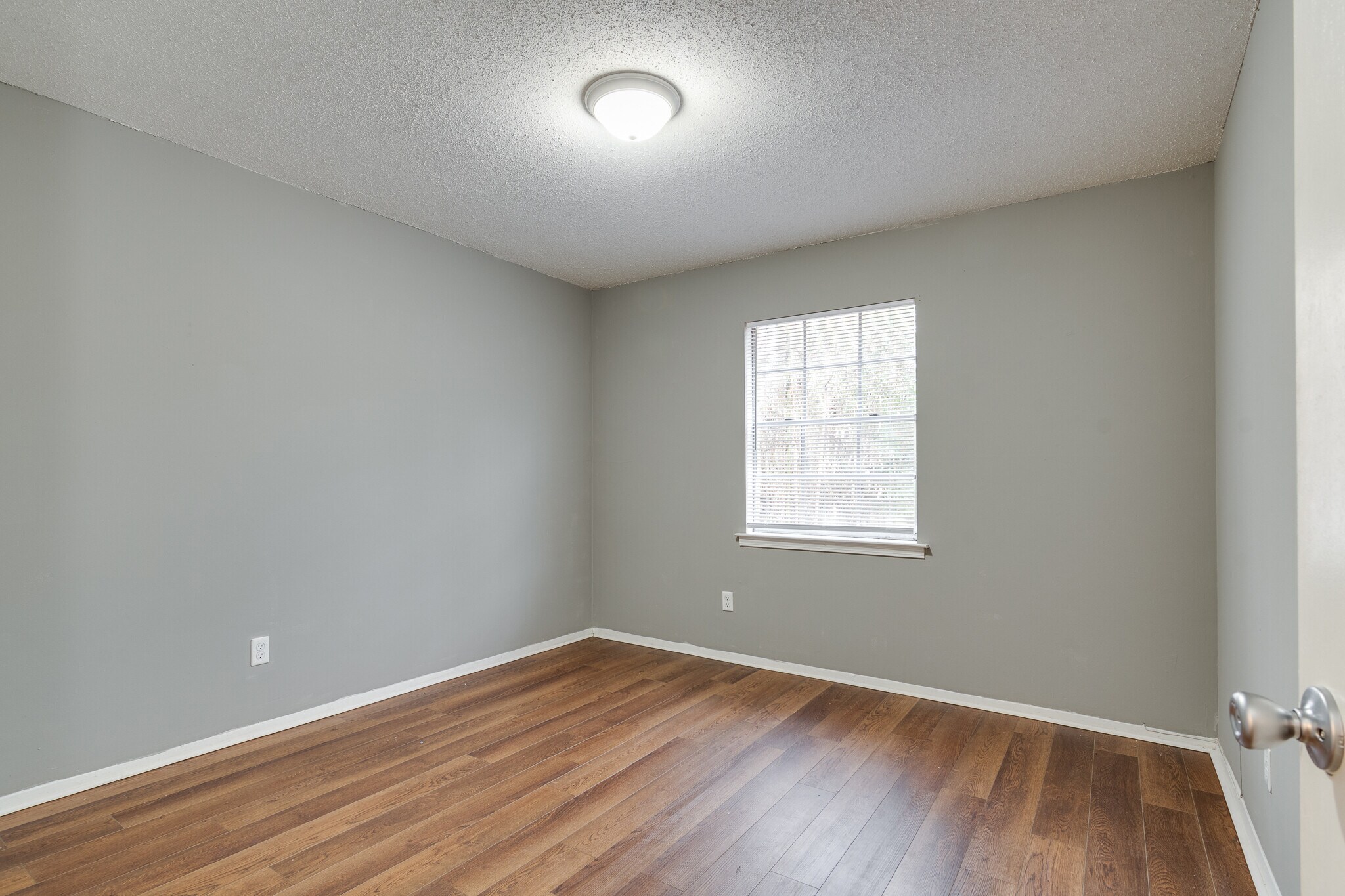 Building Photo - 3646 Spottswood Ave