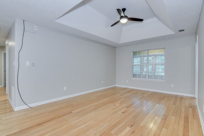 Building Photo - Brick Ranch in Evans