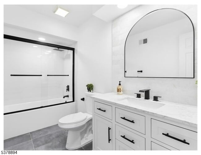 Building Photo - 22 Maddaket Ct