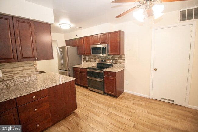 Building Photo - 11325 Halethorpe Terrace