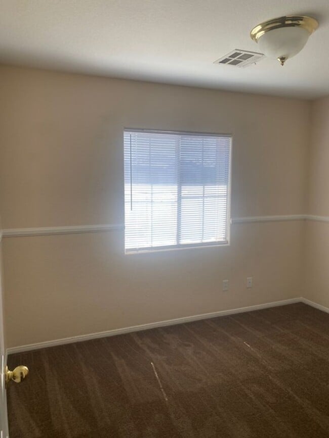 Building Photo - 8237 Apple Spice St