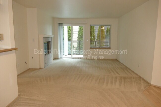 Building Photo - 2244 13th Ave W