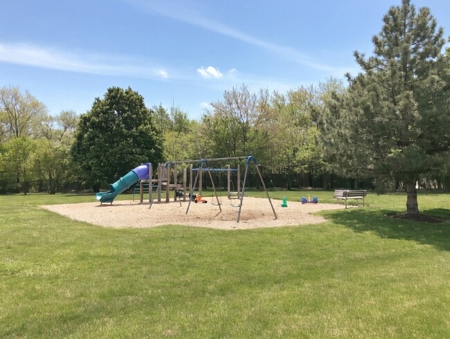 Building Photo - 1291 Orleans Dr