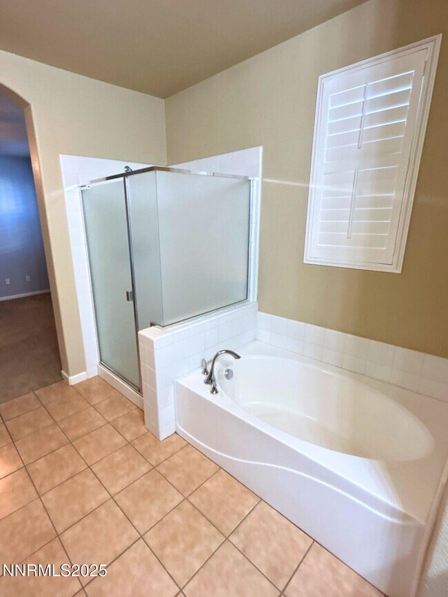 Building Photo - 1828 Wind Ranch Rd