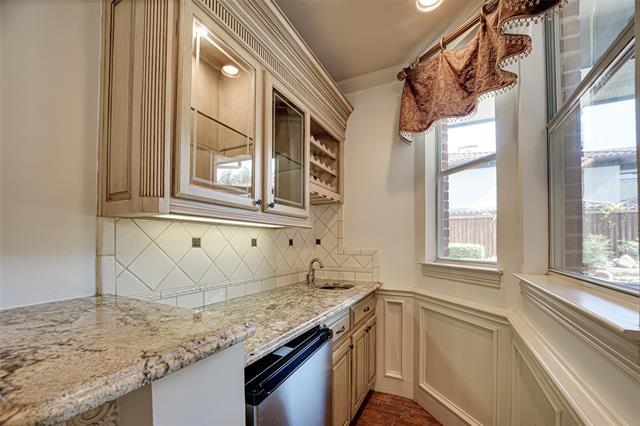 Building Photo - 5004 Castle Creek Ct