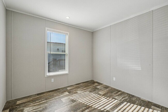 Building Photo - 1616 American Dr